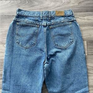 High-waisted vintage blue denim mom jeans jeans LEE 90s jeans western 29” waist
